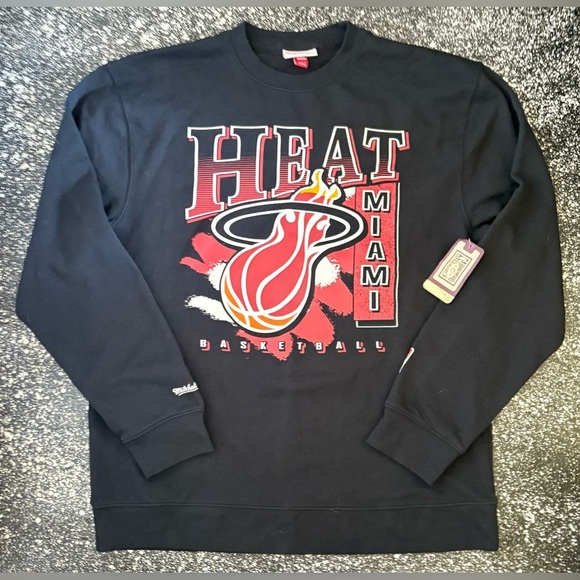 MIAMI HEAT 🔥 NBA Crewneck Sweatshirt NWT Size 2XL Mitchell & Ness Hardwood - Picture 1 of 6